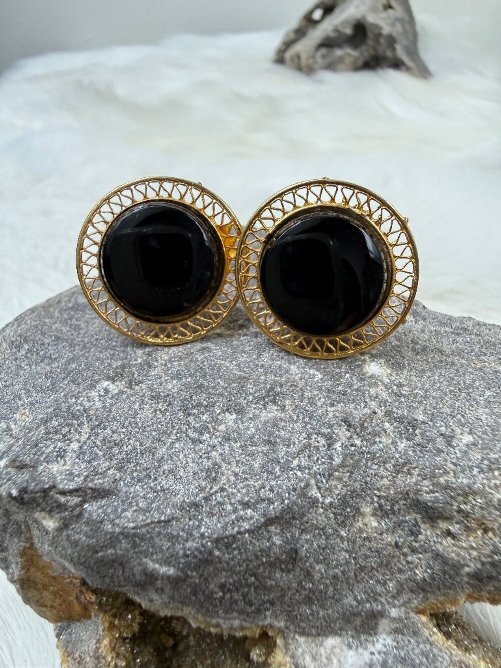 Vintage Hadley Gold Tone & Black Glass Round Cuff Links .75" X .75"